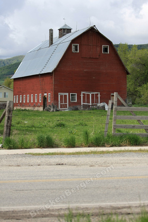 Barn on the route...